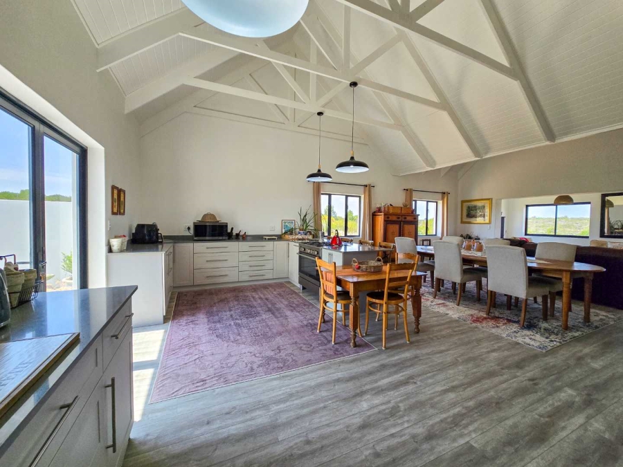 2 Bedroom Property for Sale in Stilbaai Oos Western Cape